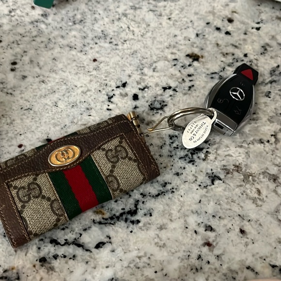 Gucci. Sherry line . 5 key Keycase. A classic - Picture 1 of 5